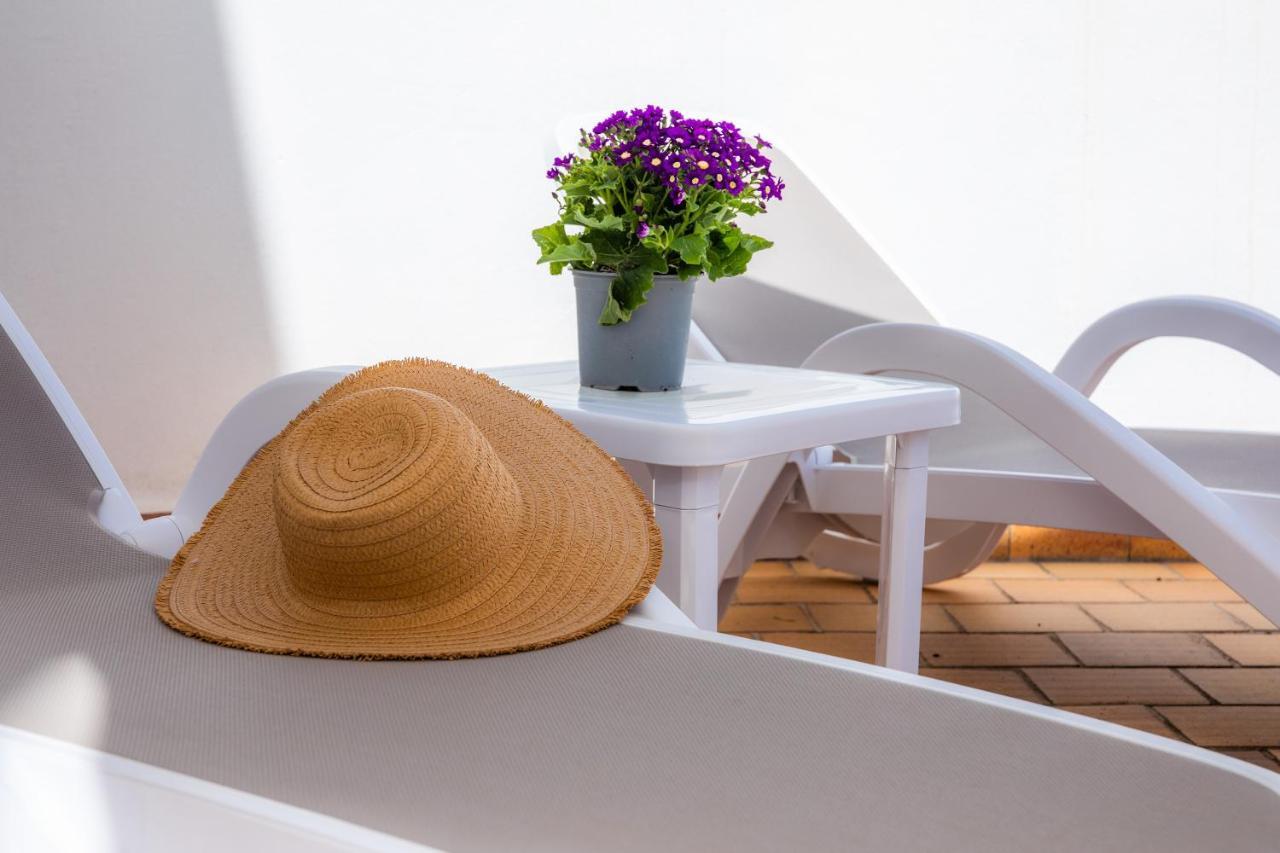 White Suites 2 Cala d'Or  Exterior photo